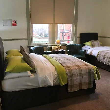 Abberley House Nocleg ze śniadaniem 3*